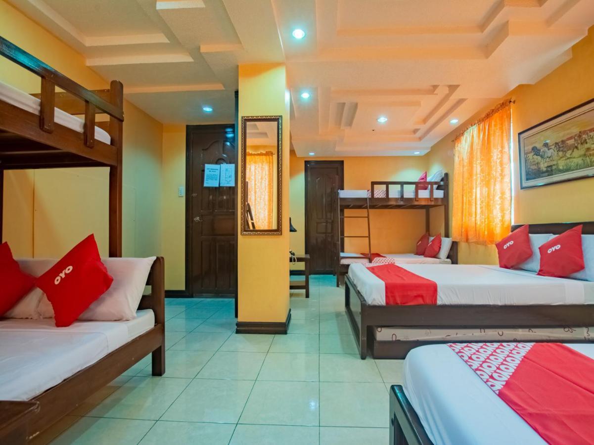 Rooms R Us - Voyagers Palace Puerto Princesa Exterior foto