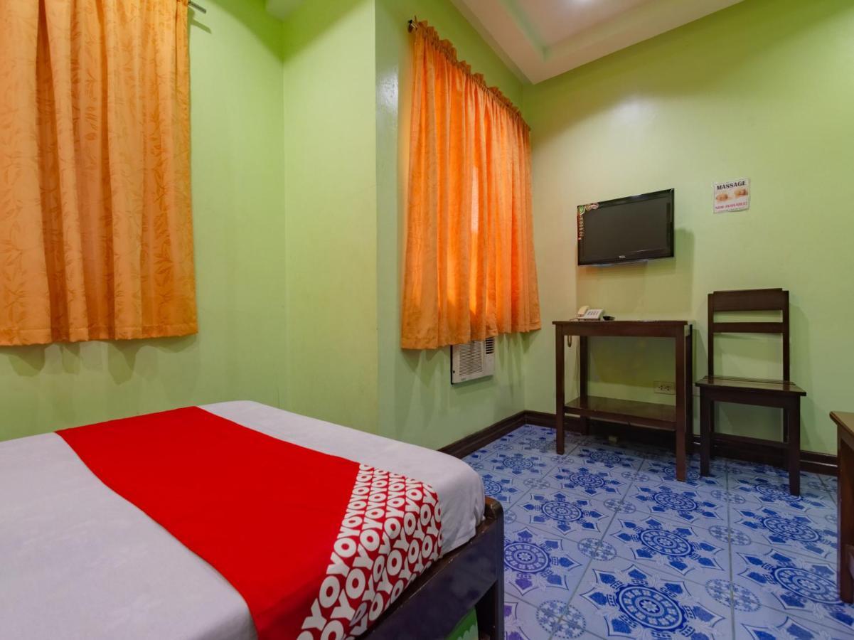 Rooms R Us - Voyagers Palace Puerto Princesa Exterior foto